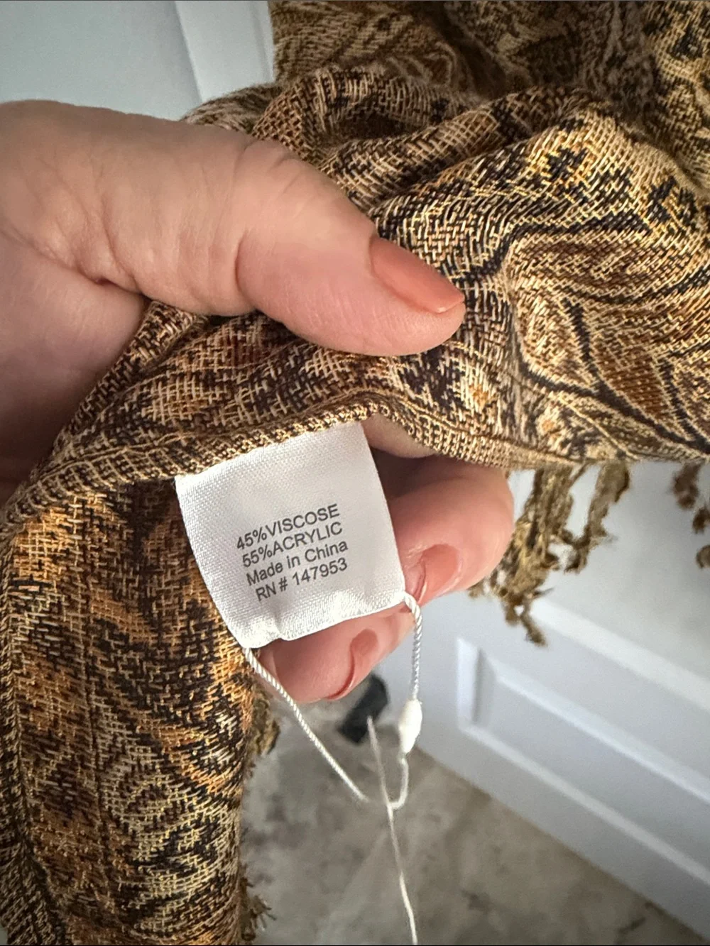 Brown Paisley Jacquard Fringe Scarf